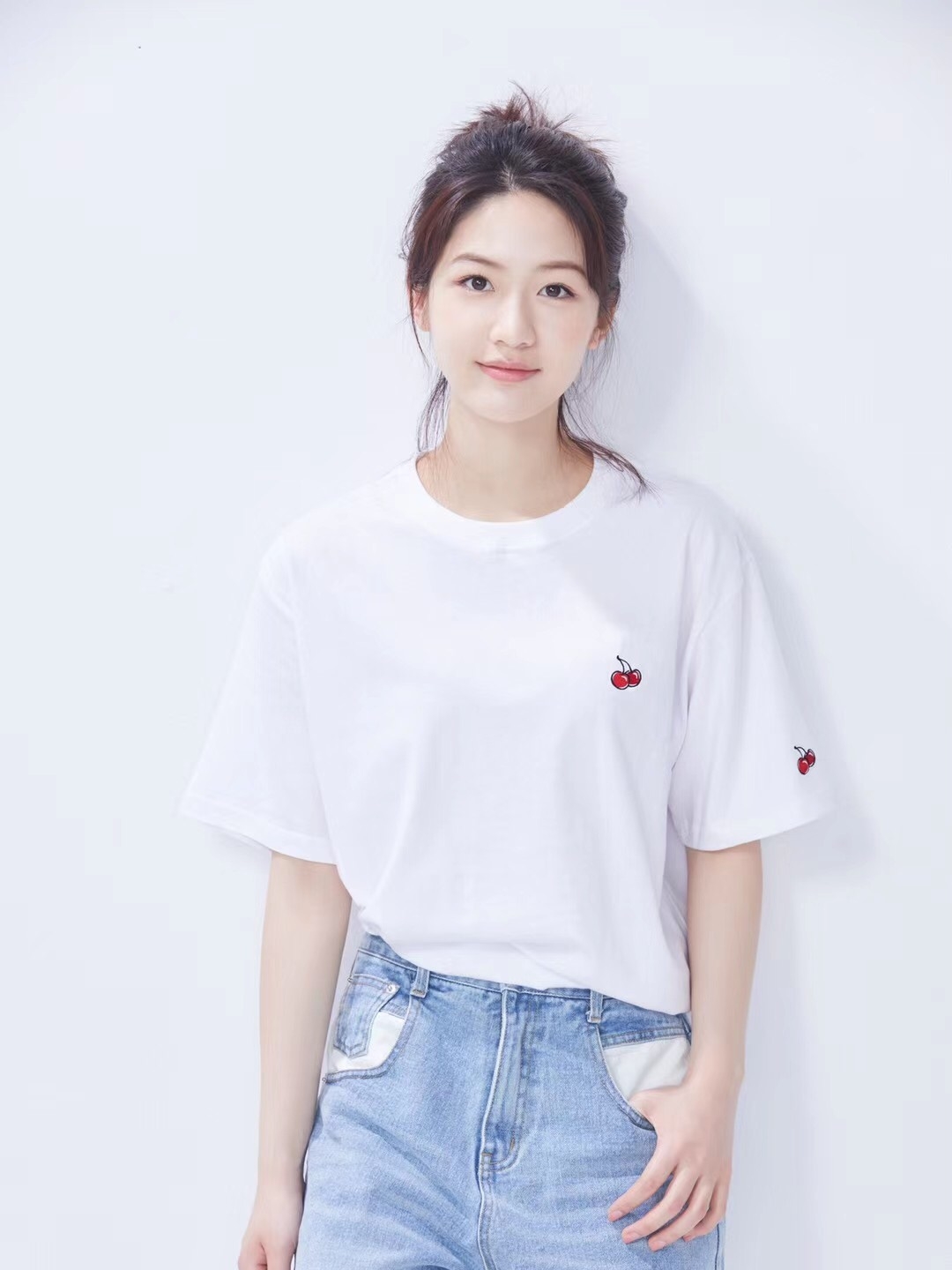 美籍华语影视女演员向涵之的写真图5