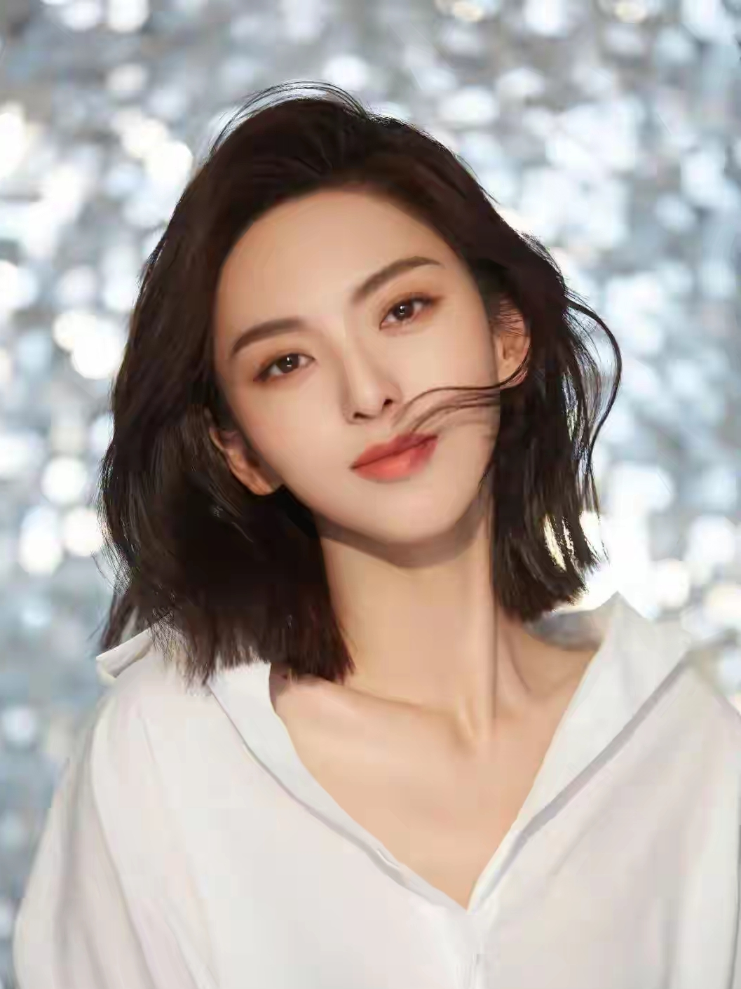 中国内地影视女演员陈菲的写真图2