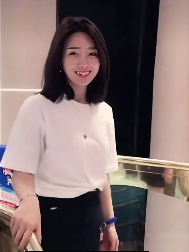 生活随拍领域创作者红豆的写真图2